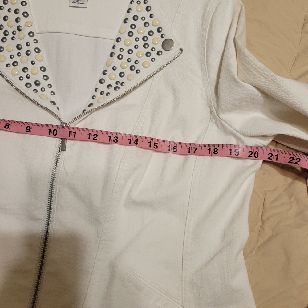 Ruby Rd. Woman's Studded White Jean jacket Blazer two sizes available 12 and 10 - Picture 5 of 16